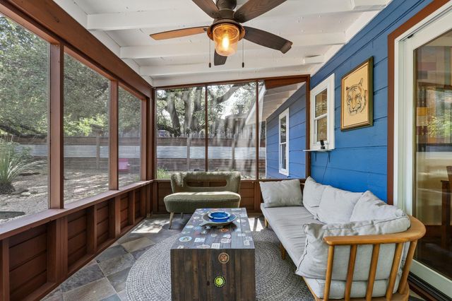 200 La Vista ST, Austin, TX 78704