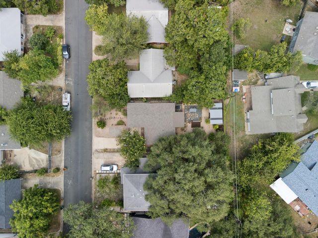 200 La Vista ST, Austin, TX 78704