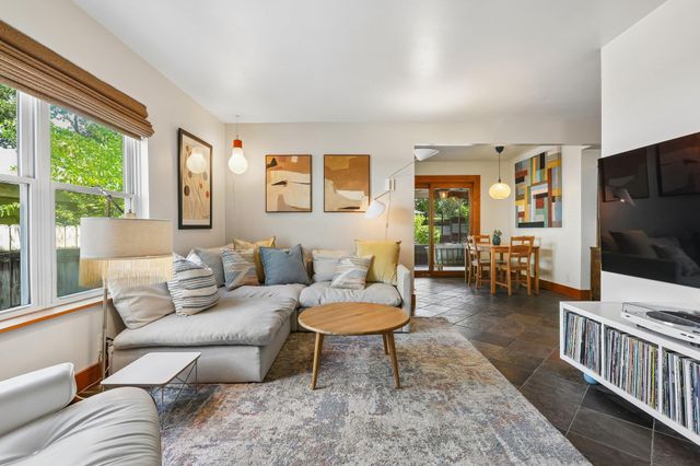 200 La Vista ST, Austin, TX 78704