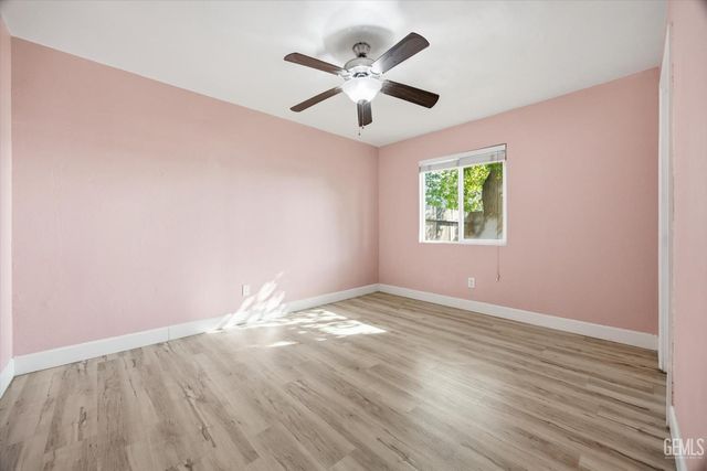 7100 Tioga Court, Bakersfield, CA 93309