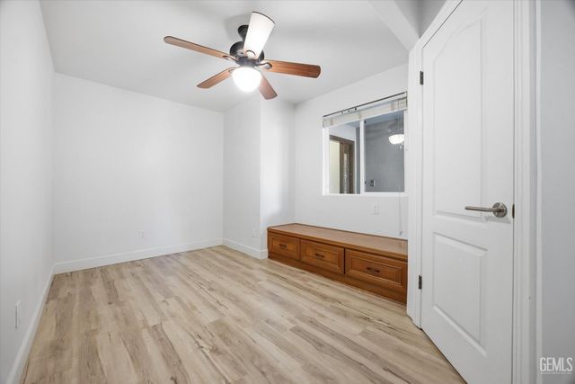 7100 Tioga Court, Bakersfield, CA 93309