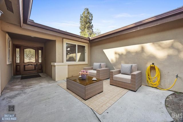 7100 Tioga Court, Bakersfield, CA 93309