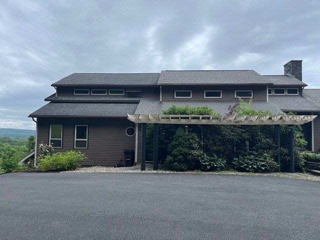 151 Smead Hill Rd, Greenfield, MA 01301