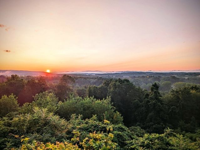 151 Smead Hill Rd, Greenfield, MA 01301