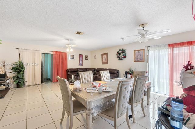 2236 Seagrape Cir, Coconut Creek, FL 33066