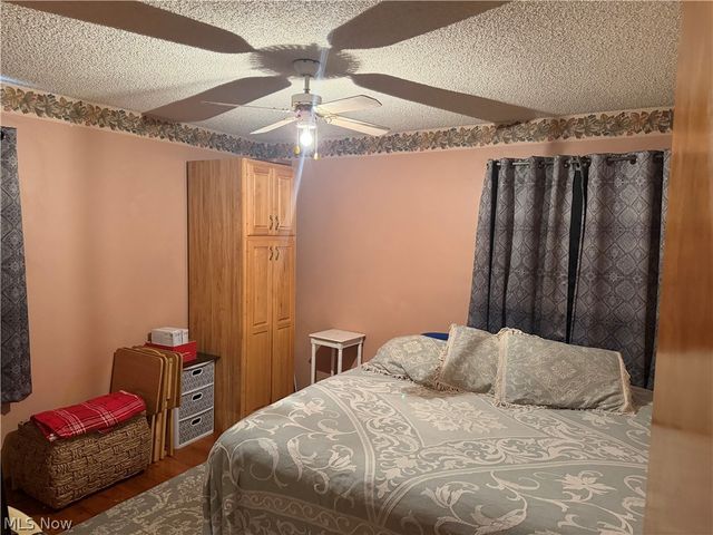 2843 Linda Drive NW, Warren, OH 44485