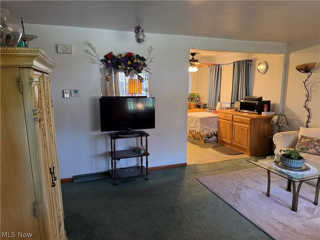 2843 Linda Drive NW, Warren, OH 44485
