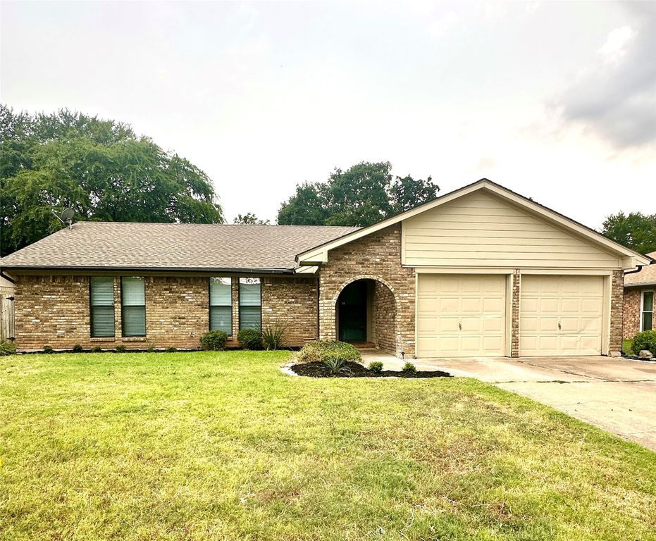 3104 Steeplechase Trail, Arlington, TX 76016