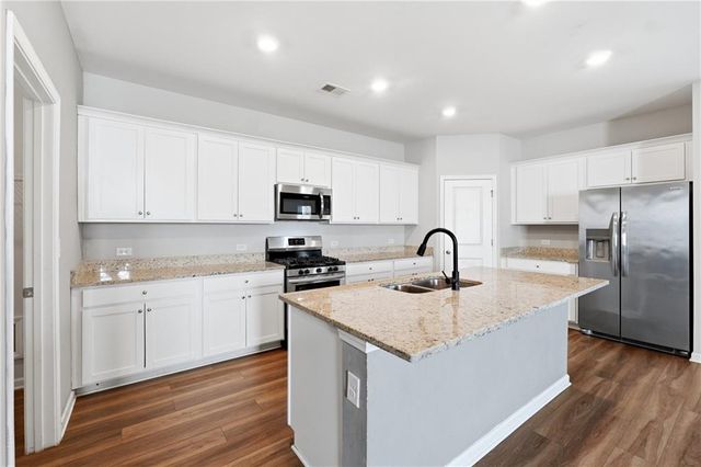 21 Golden Eagle Parkway, Braselton, GA 30517