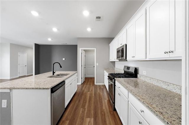 21 Golden Eagle Parkway, Braselton, GA 30517