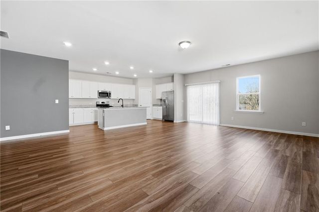 21 Golden Eagle Parkway, Braselton, GA 30517