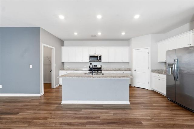 21 Golden Eagle Parkway, Braselton, GA 30517