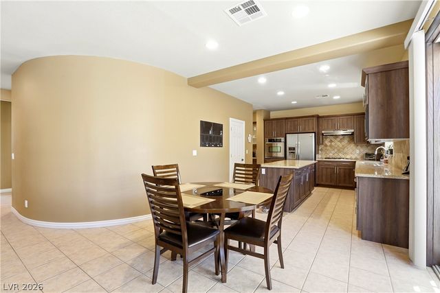 39 Perennial Border Court, Las Vegas, NV 89148