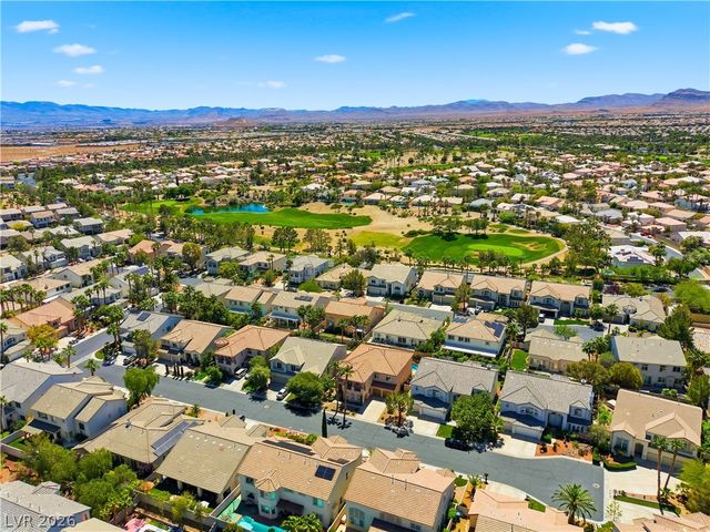 39 Perennial Border Court, Las Vegas, NV 89148