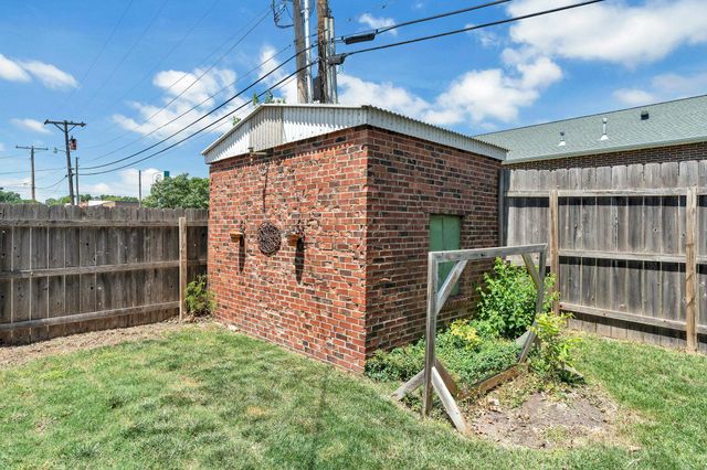 6410 E 12th St N, Wichita, KS 67206