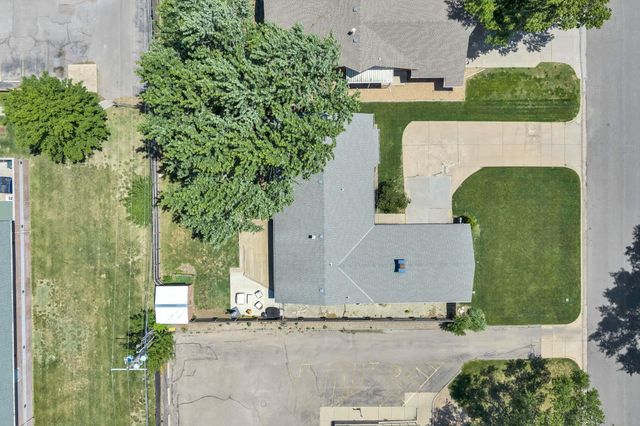 6410 E 12th St N, Wichita, KS 67206
