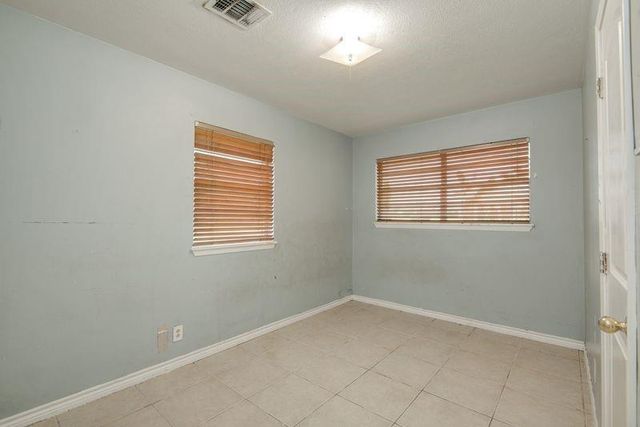 107 Langham Street, Freeport, TX 77541