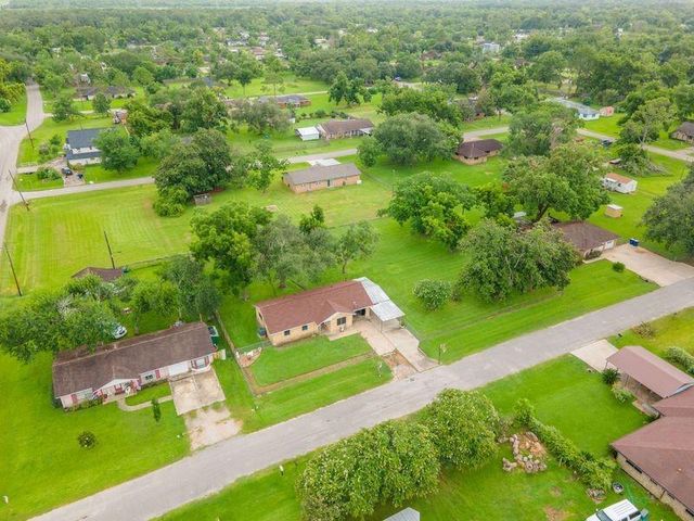 107 Langham Street, Freeport, TX 77541