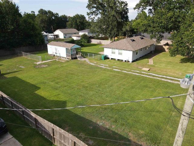 713 Topsy Rd, Lake Charles, LA 70607