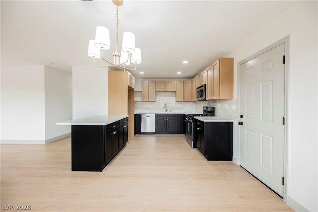 826 Hart Avenue, Las Vegas, NV 89106