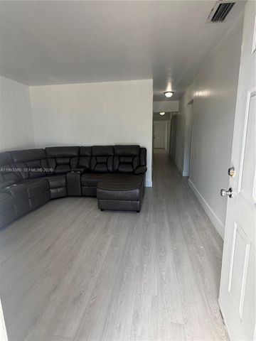 381 E 61st St, Hialeah, FL 33013