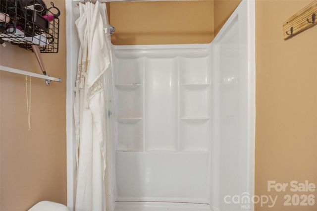 302 Charlotte Street, Alexis, NC 28006