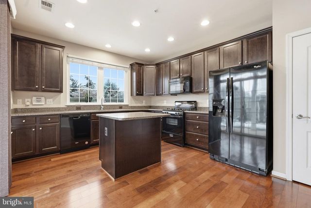 44025 VAIRA TER, Chantilly, VA 20152