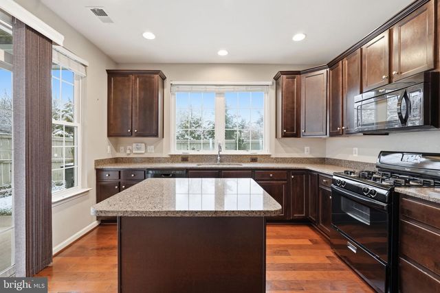 44025 VAIRA TER, Chantilly, VA 20152