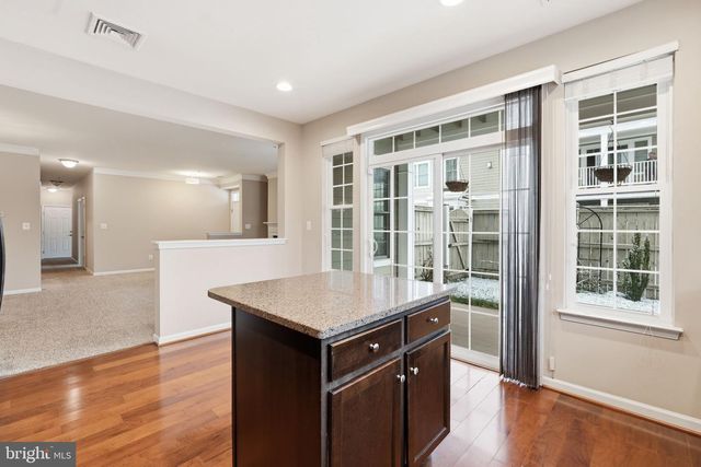 44025 VAIRA TER, Chantilly, VA 20152