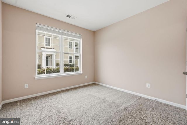 44025 VAIRA TER, Chantilly, VA 20152