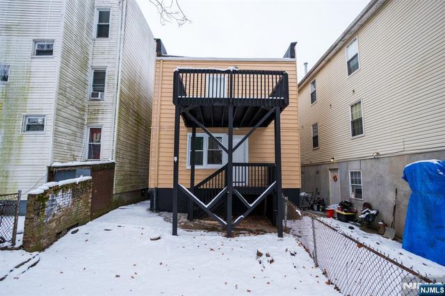 120 S 7th Street, Newark, NJ 07107