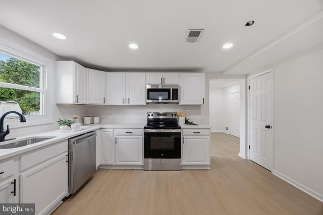 984 FALL CIRCLE WAY, Gambrills, MD 21054