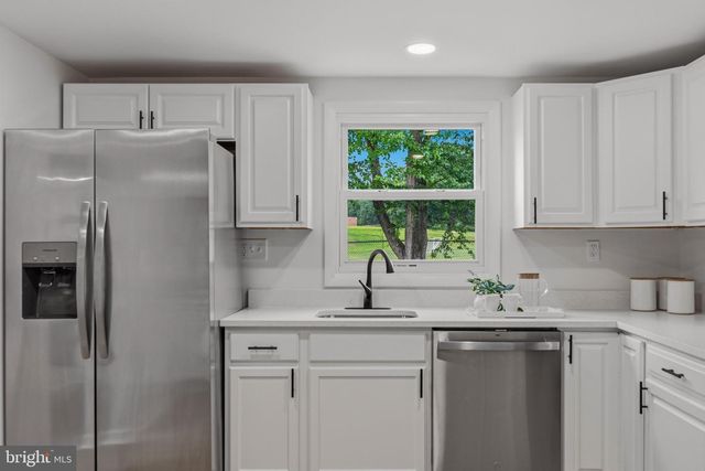 984 FALL CIRCLE WAY, Gambrills, MD 21054