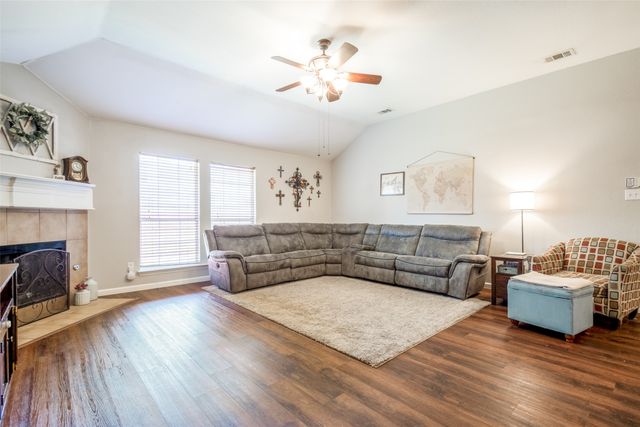 5112 Golden Wheat Lane, Mckinney, TX 75070