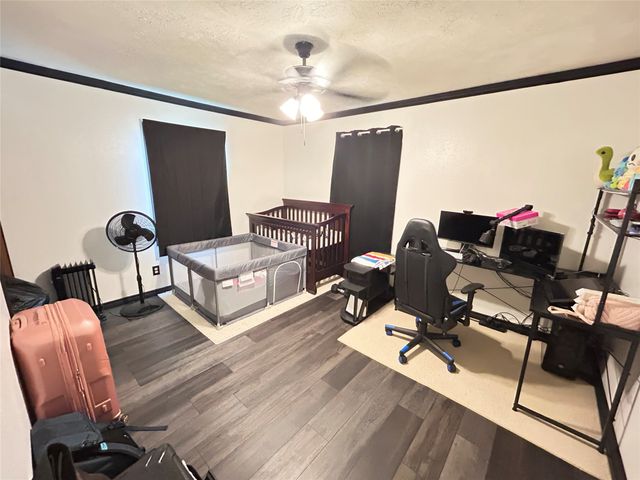 104 Gaskins Street, Como, TX 75431