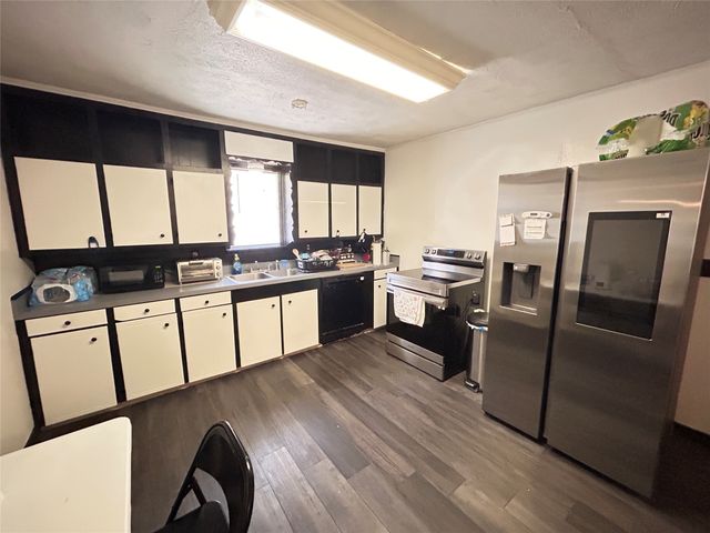104 Gaskins Street, Como, TX 75431