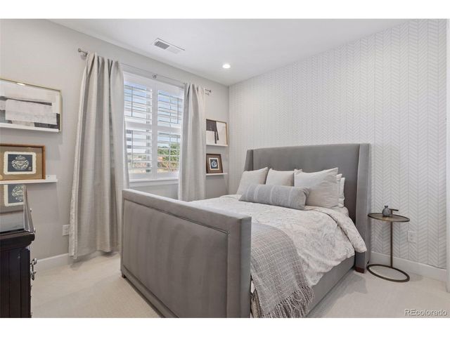 5919 S OLIVE Cir, Centennial, CO 80111