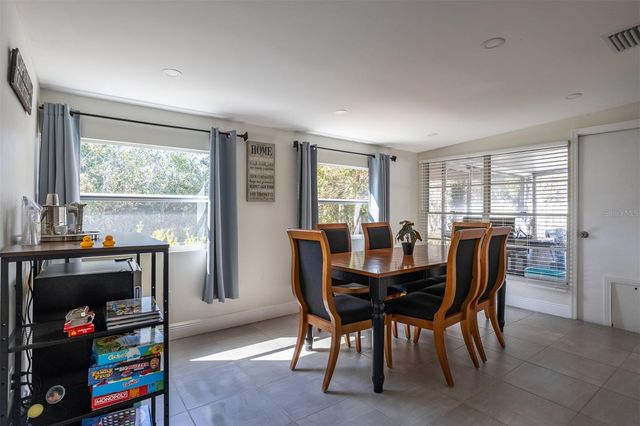 806 CHADSWORTH AVENUE, Seffner, FL 33584