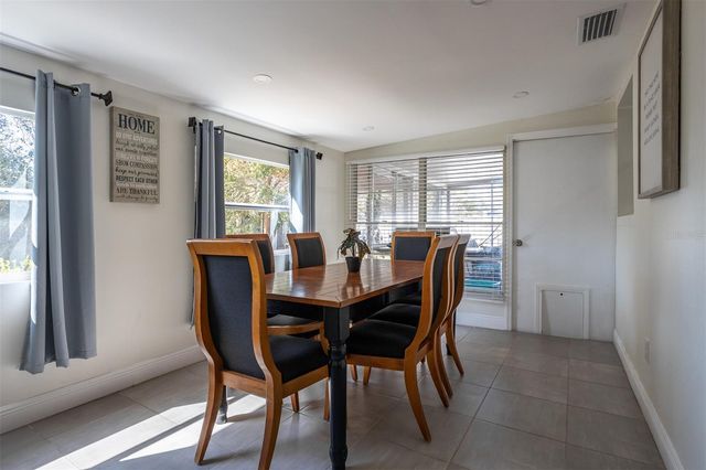 806 CHADSWORTH AVENUE, Seffner, FL 33584