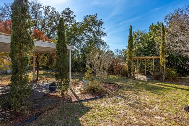 806 CHADSWORTH AVENUE, Seffner, FL 33584