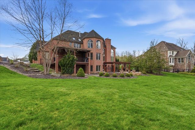 112 Mirage DRIVE, Cranberry Twp, PA 16066