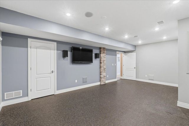 112 Mirage DRIVE, Cranberry Twp, PA 16066
