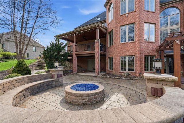 112 Mirage DRIVE, Cranberry Twp, PA 16066