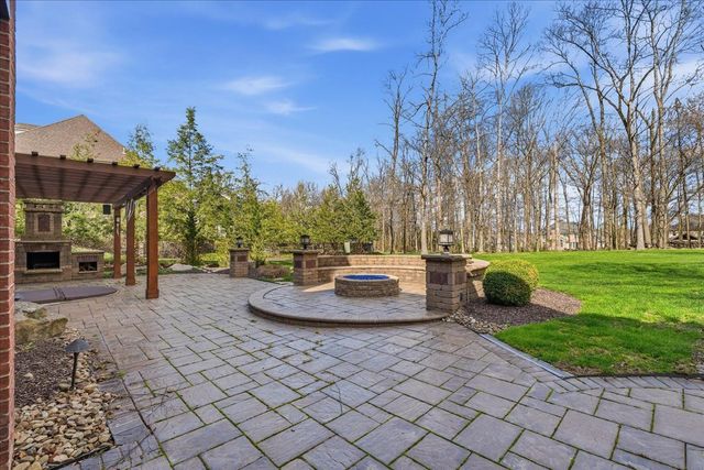 112 Mirage DRIVE, Cranberry Twp, PA 16066