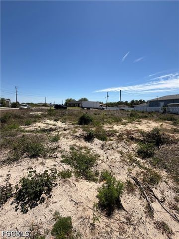 2415 Conway AVE N, Lehigh Acres, FL 33971