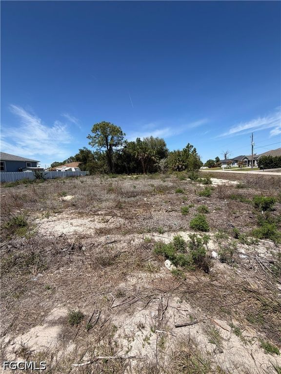 2415 Conway AVE N, Lehigh Acres, FL 33971