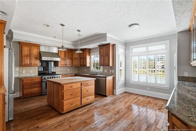 1302 Oakridge Boulevard, Lumberton, NC 28358