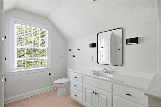 1302 Oakridge Boulevard, Lumberton, NC 28358