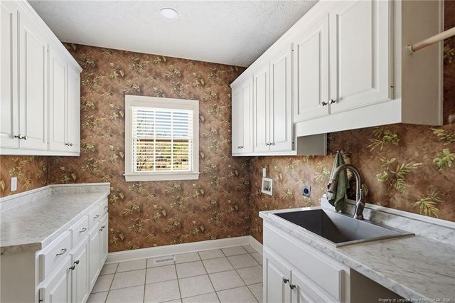 1302 Oakridge Boulevard, Lumberton, NC 28358