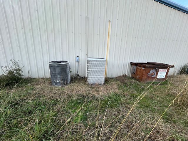 6421 E State Highway 31, Murchison, TX 75778